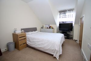 Bedroom- click for photo gallery